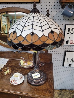 Stained glass lamp